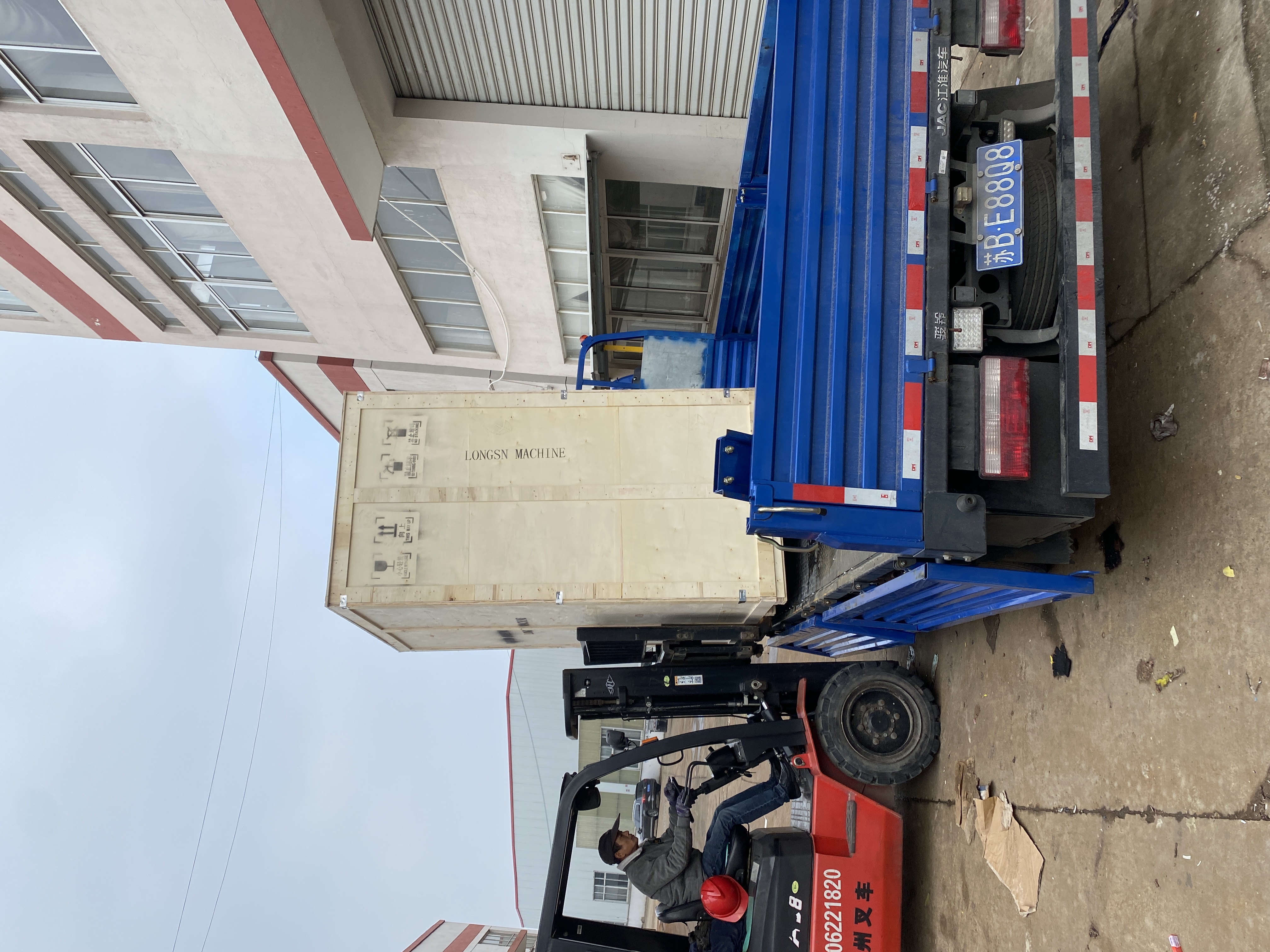 M&aacute;quina de corte de gorra