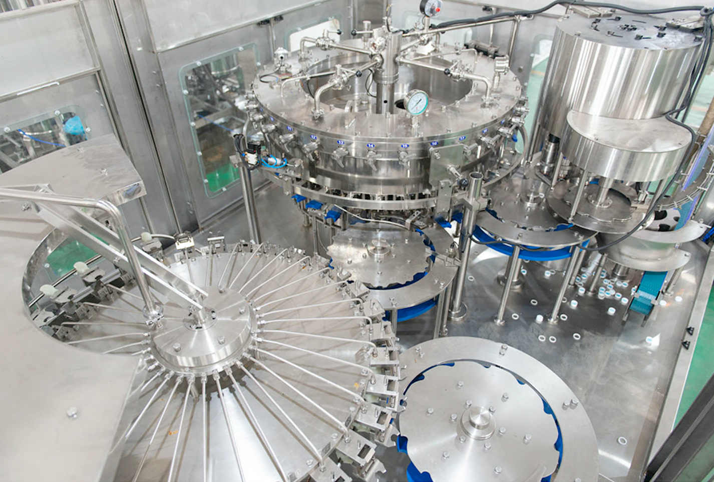 m&aacute;quina de llenado CSD