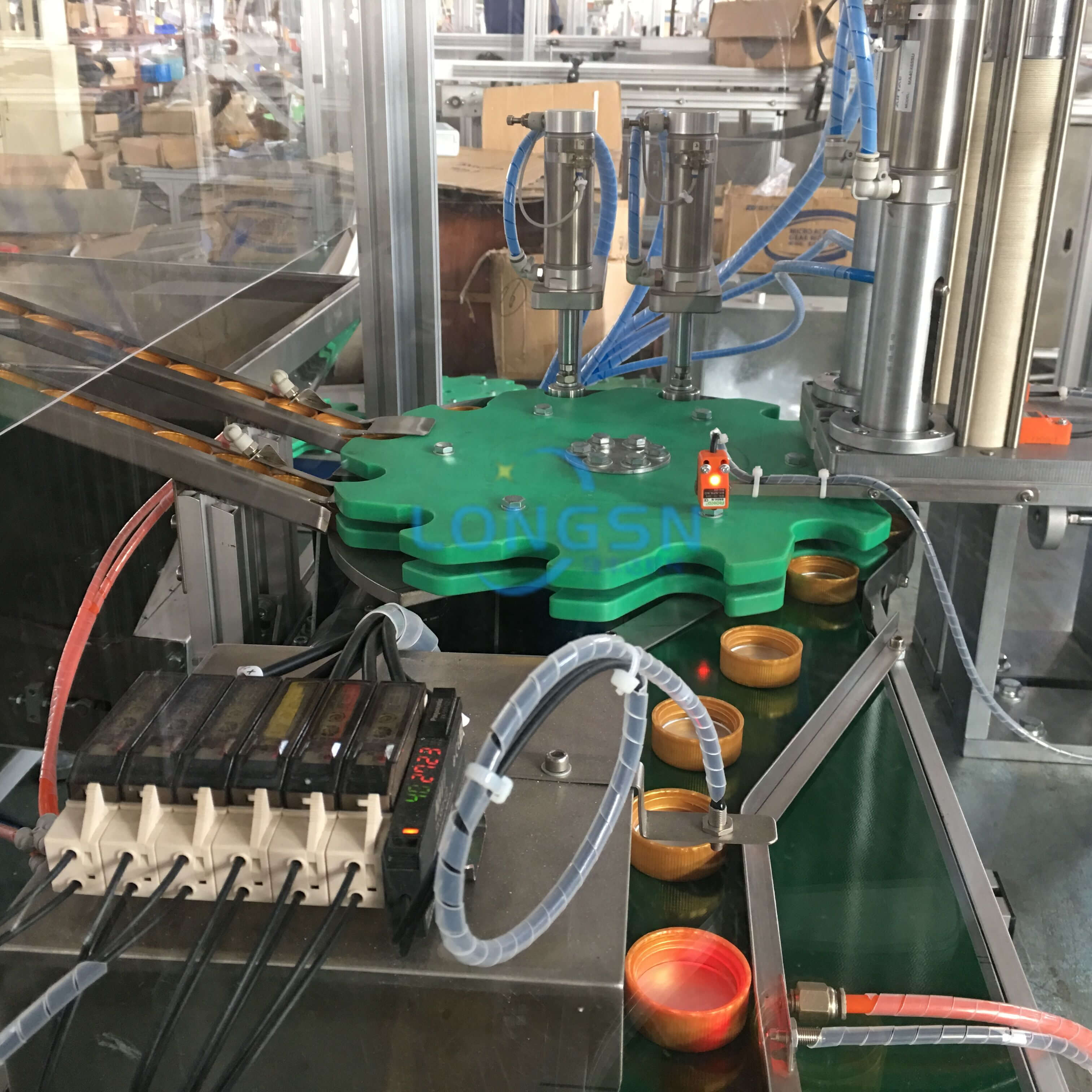 m&aacute;quina de ensamblaje