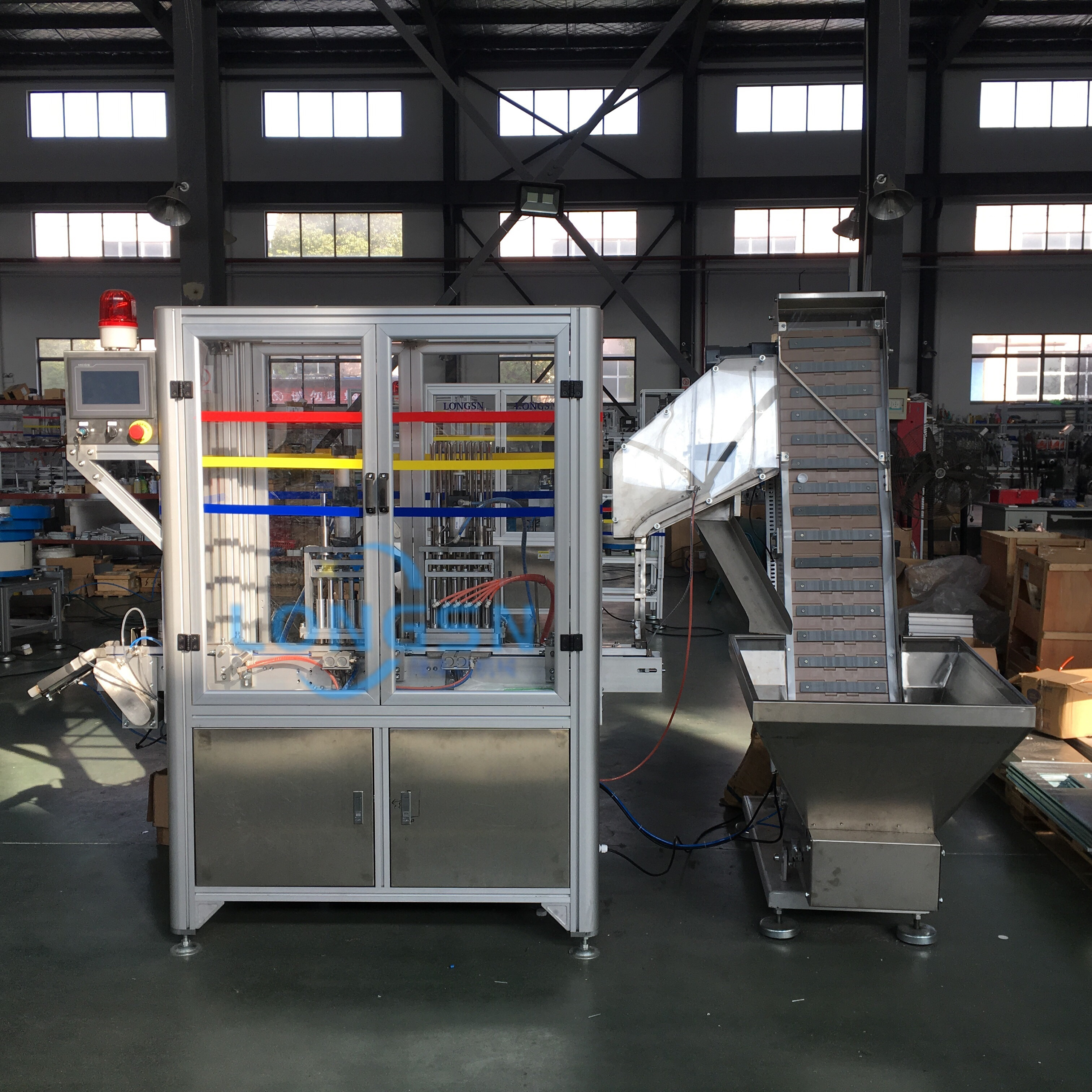 m&aacute;quina de ensamblaje