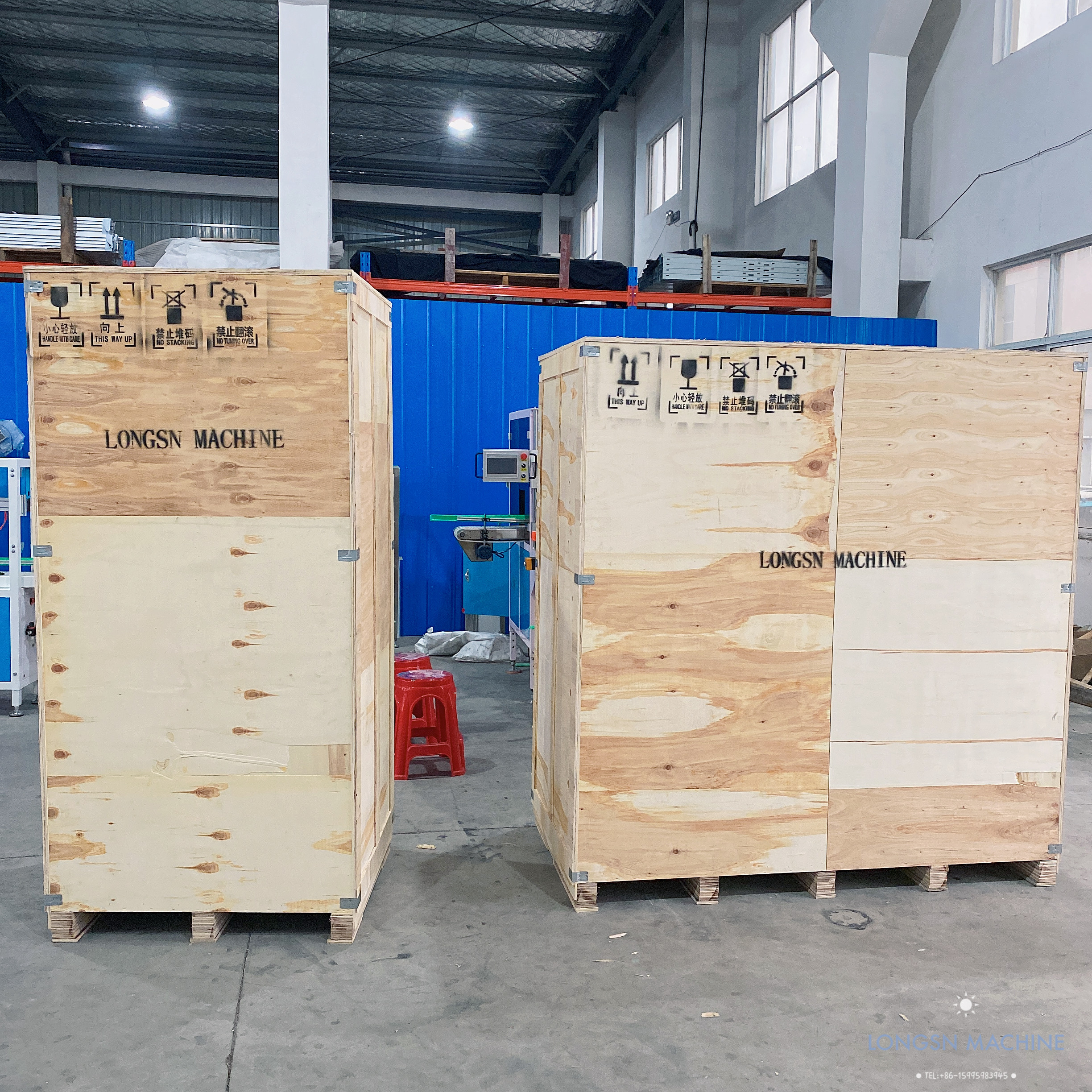 M&aacute;quina de forro de la tapa