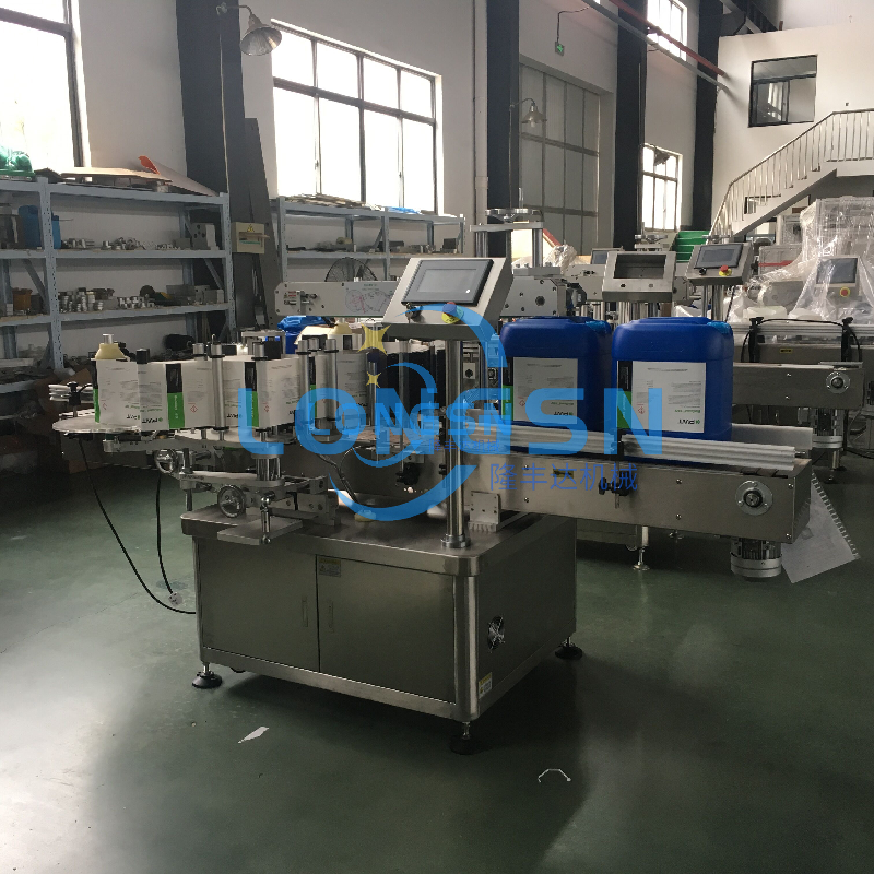 m&aacute;quina de etiquetado de pegatinas