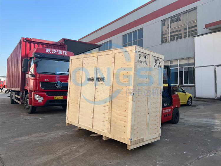 Inserci&oacute;n de corte de revestimiento de tapa