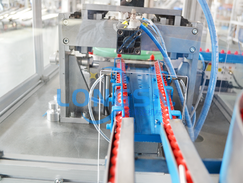 m&aacute;quina de ensamblaje de tapa deportiva