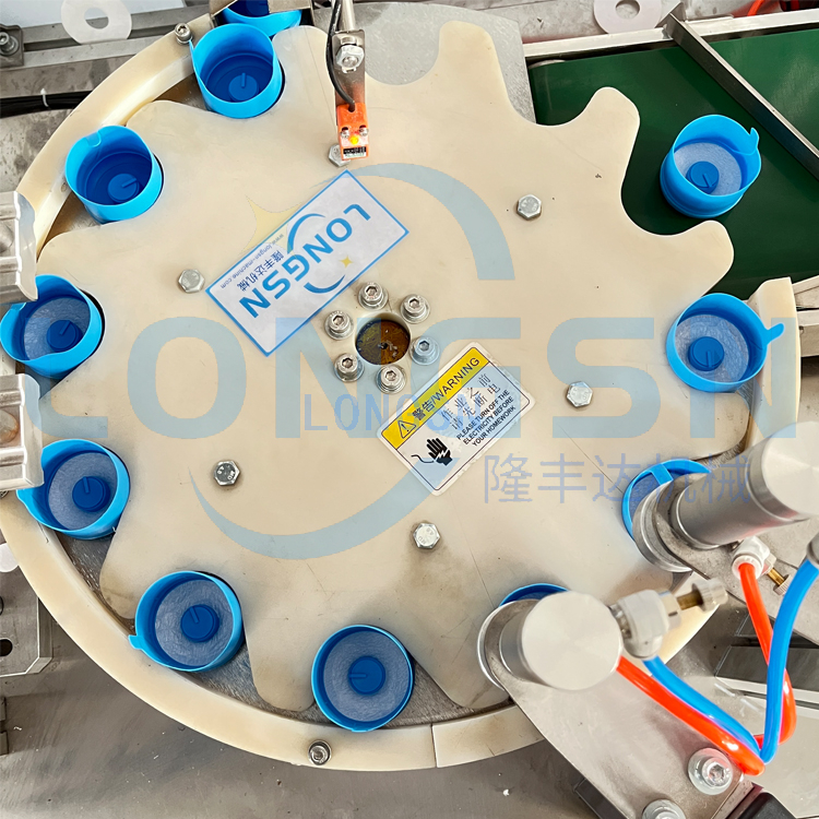 M&aacute;quina de inserci&oacute;n de revestimiento de espuma de 5 galones